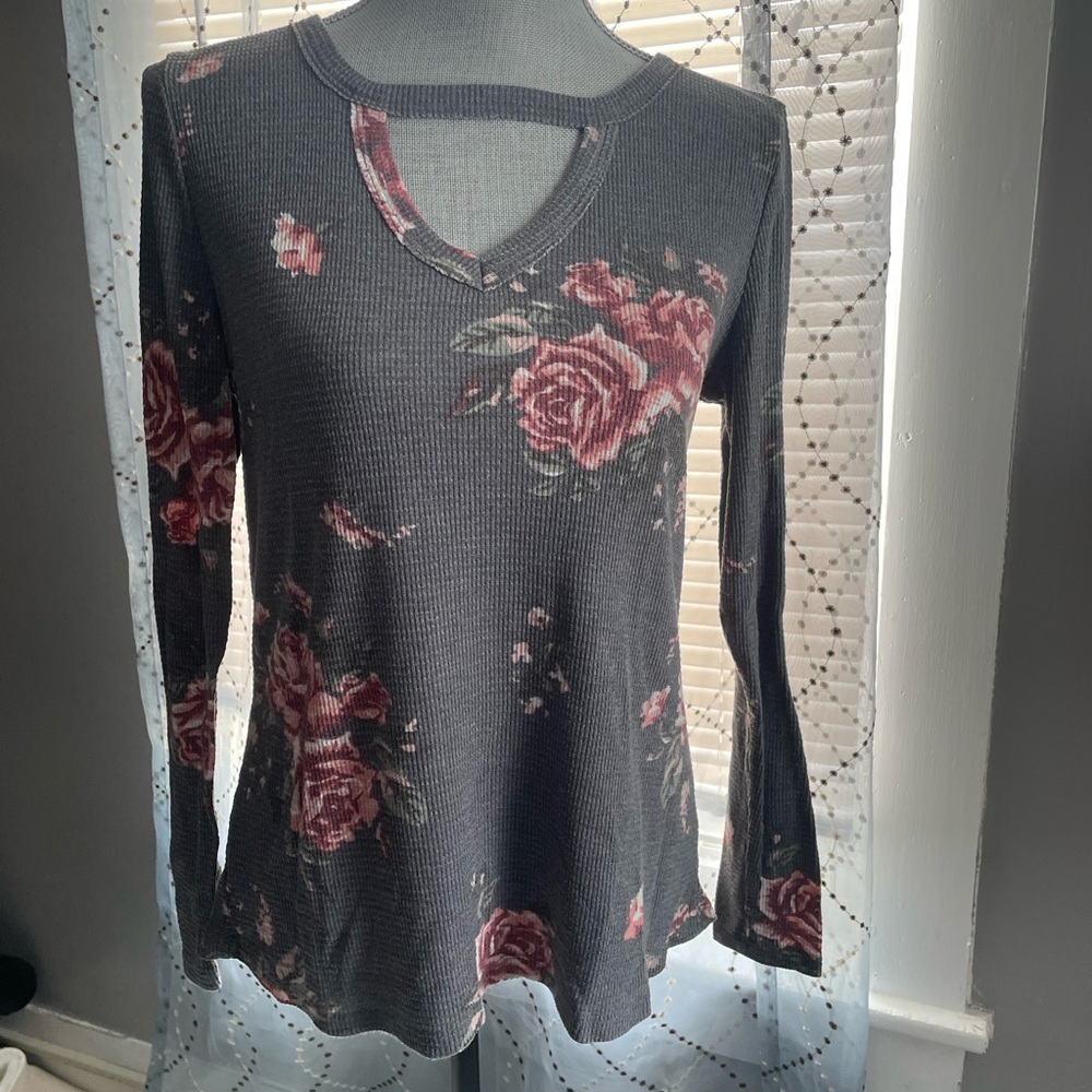 Maurices Gray and Pink Floral Long Sleeve Top